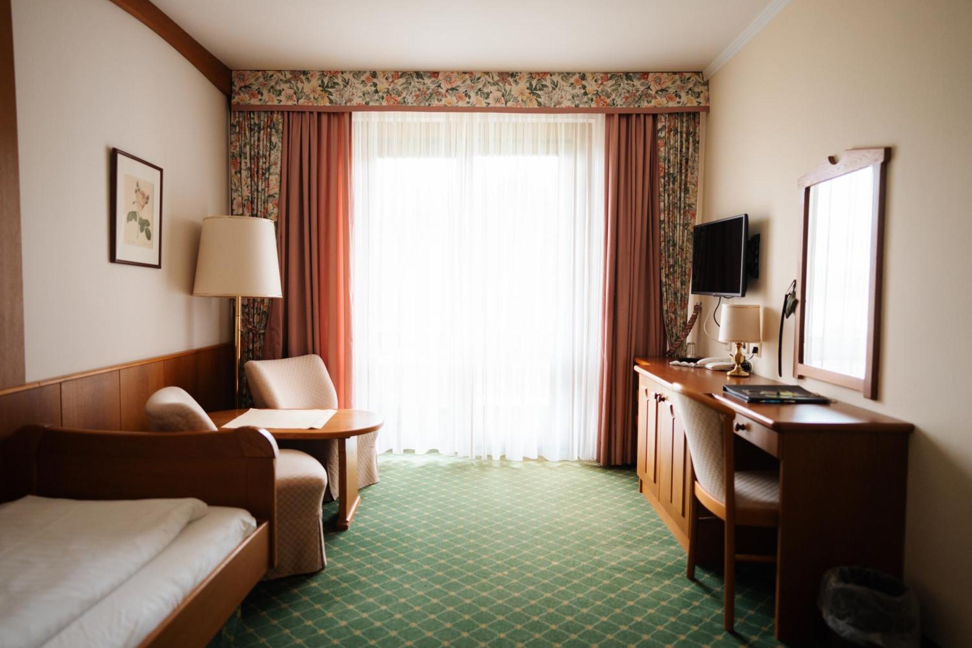 Seehotel Ressmann Drobollach am Faakersee Dış mekan fotoğraf